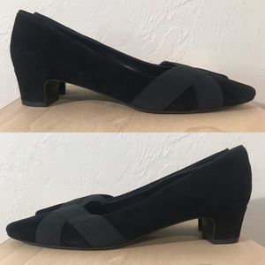 Vaneli NWOT Black Suede Block Heel Size 11S